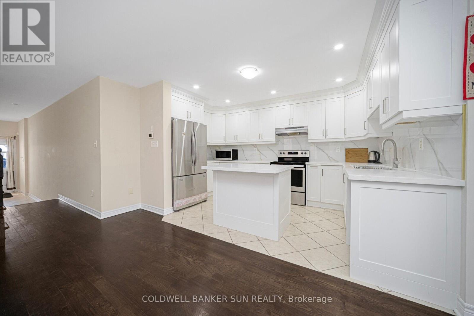 146 Crystalview Crescent, Brampton, Ontario  L6P 2R8 - Photo 15 - W12808458