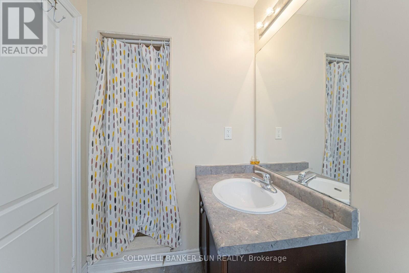 146 Crystalview Crescent, Brampton, Ontario  L6P 2R8 - Photo 28 - W12808458