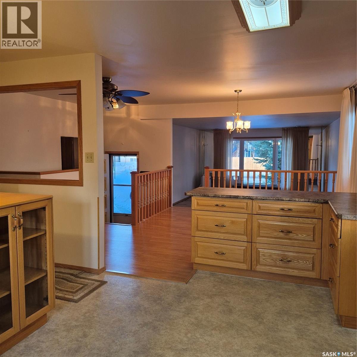 617 3rd Street W, Meadow Lake, Saskatchewan  S9X 1C1 - Photo 7 - SK015388