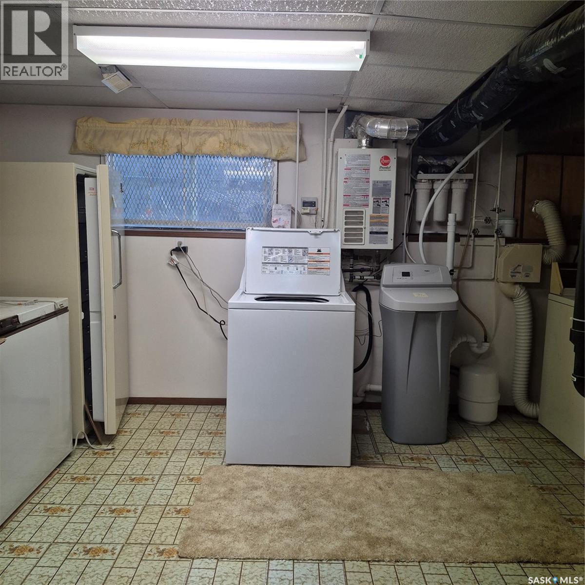 617 3rd Street W, Meadow Lake, Saskatchewan  S9X 1C1 - Photo 17 - SK015388