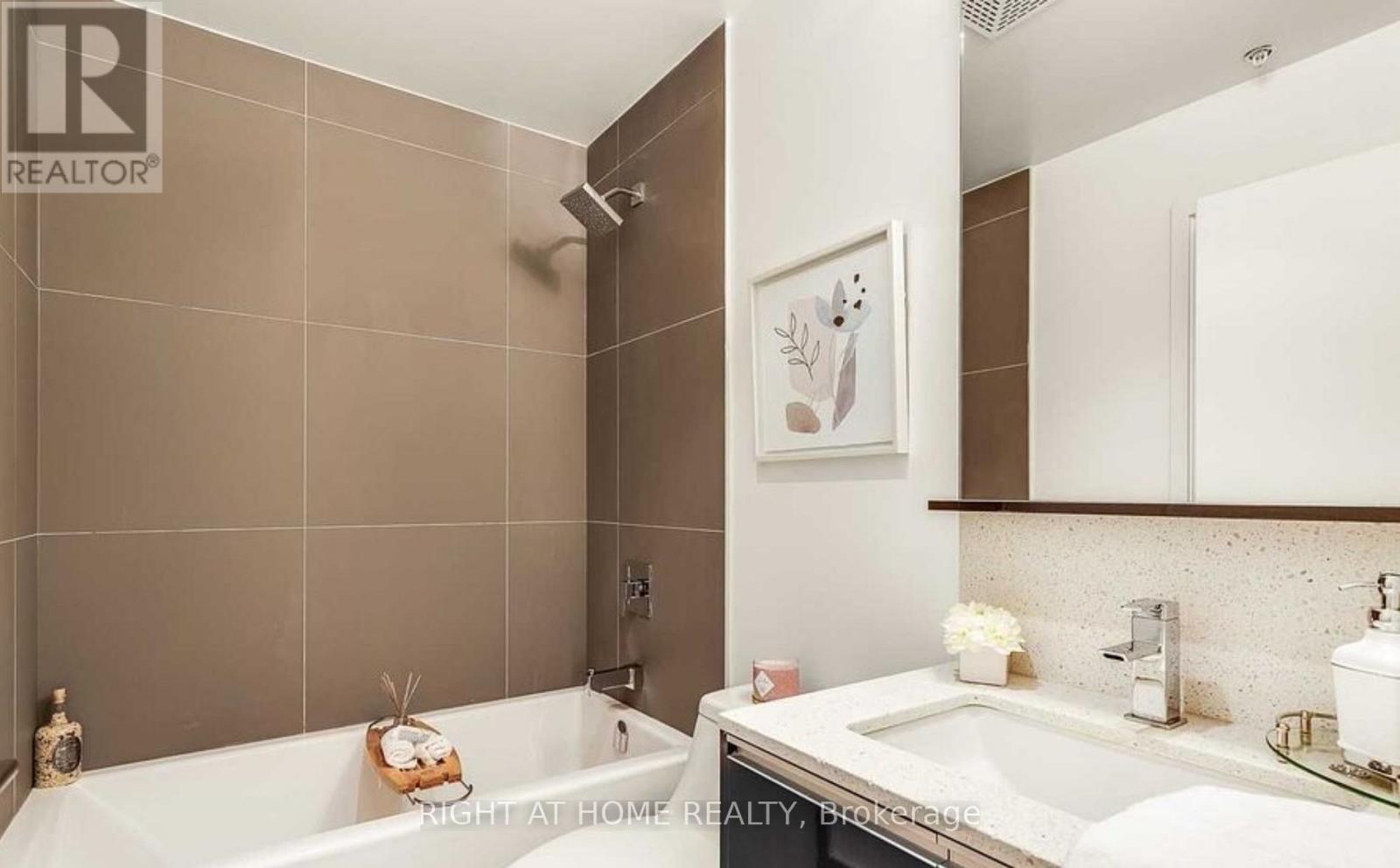 613 - 20 Gladstone Avenue, Toronto, Ontario  M6J 3K6 - Photo 5 - C12808490