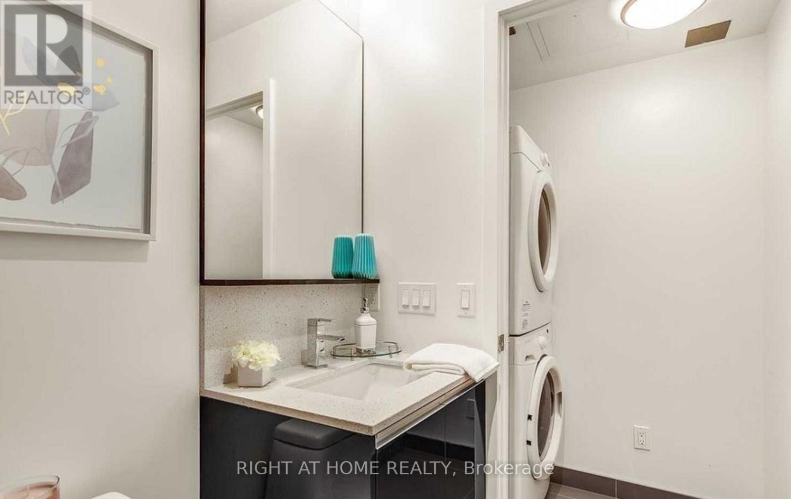 613 - 20 Gladstone Avenue, Toronto, Ontario  M6J 3K6 - Photo 7 - C12808490