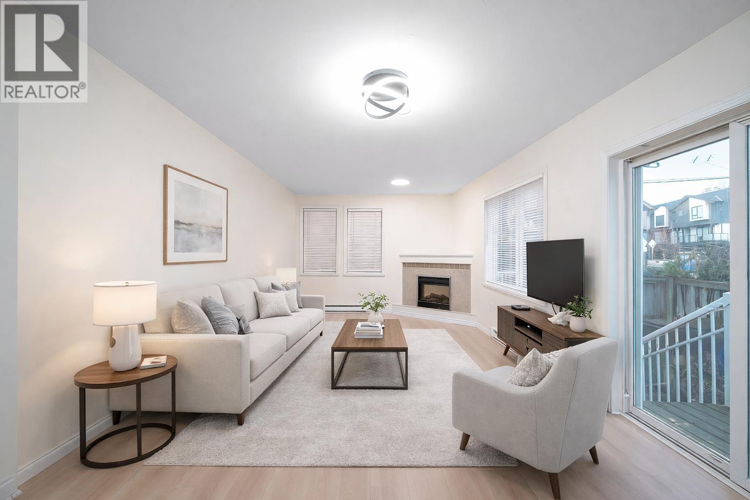 03 7128 17th Avenue, Burnaby, British Columbia  V3N 1K7 - Photo 5 - R3071582