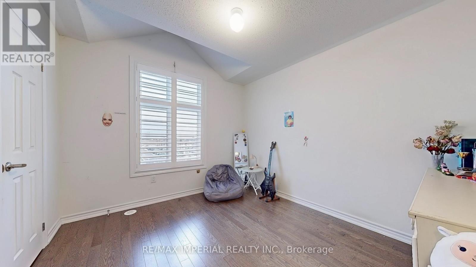 7 Cornerside Way, Whitby, Ontario  L1M 0L8 - Photo 17 - E12808506