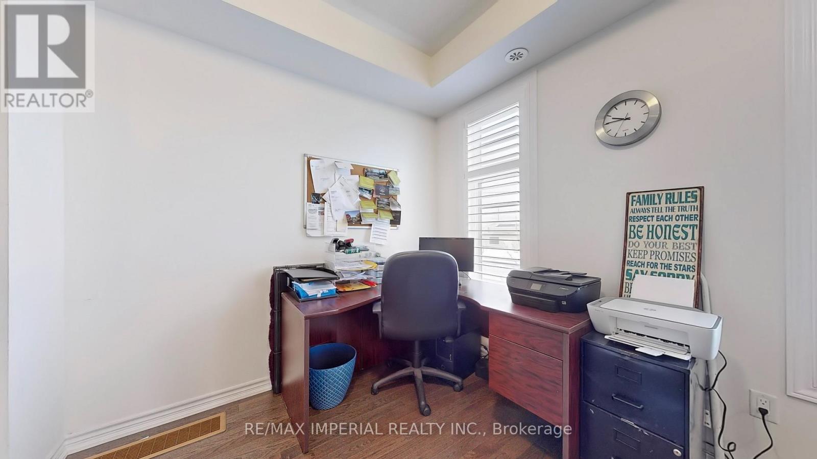 7 Cornerside Way, Whitby, Ontario  L1M 0L8 - Photo 8 - E12808506