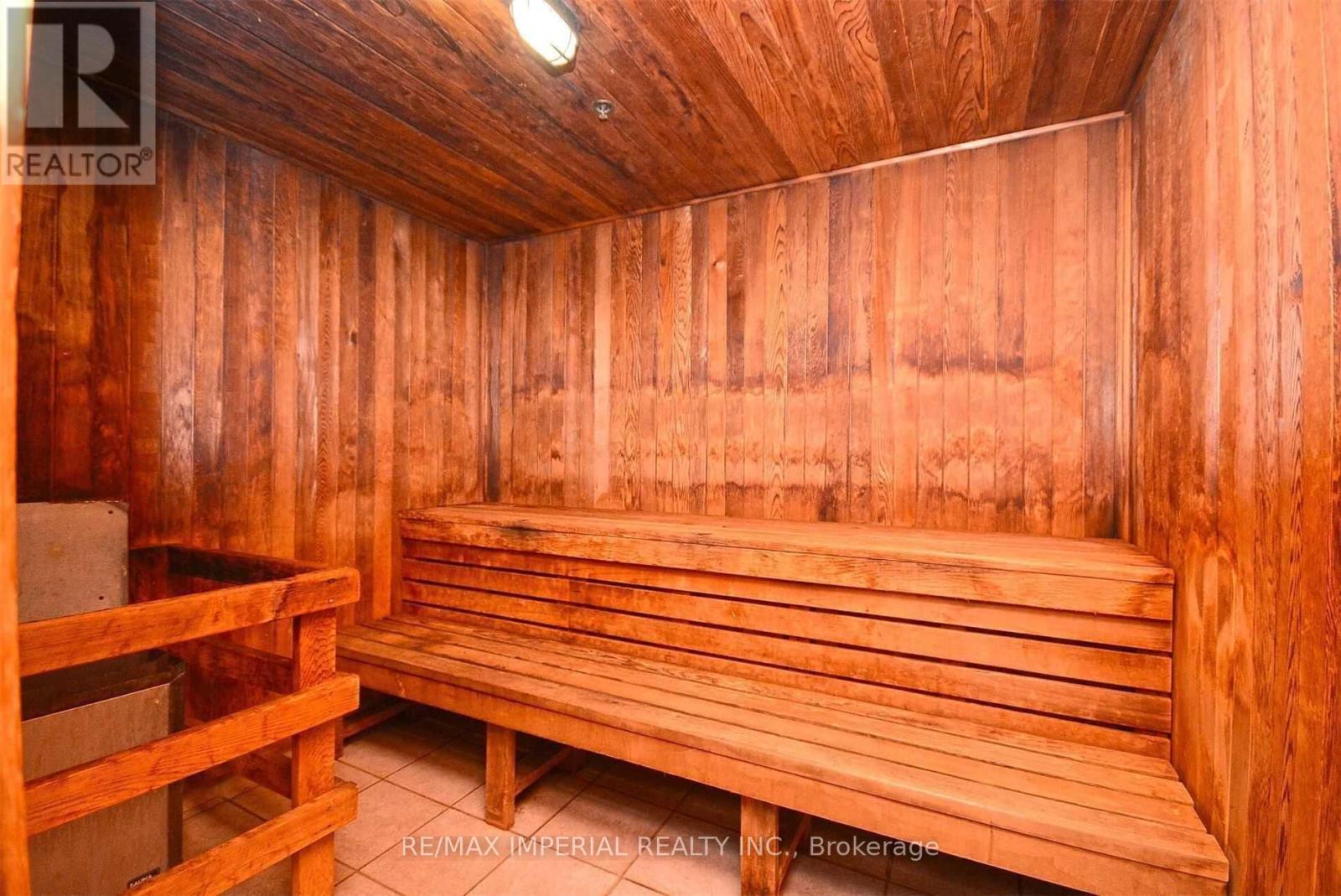 903 - 2585 Erin Centre Boulevard, Mississauga, Ontario  L6M 6Z9 - Photo 21 - W12808504