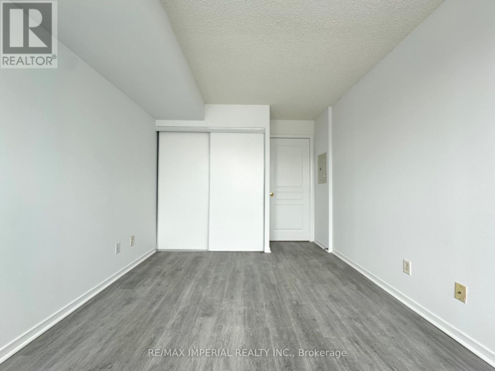 903 - 2585 Erin Centre Boulevard, Mississauga, Ontario  L6M 6Z9 - Photo 34 - W12808504