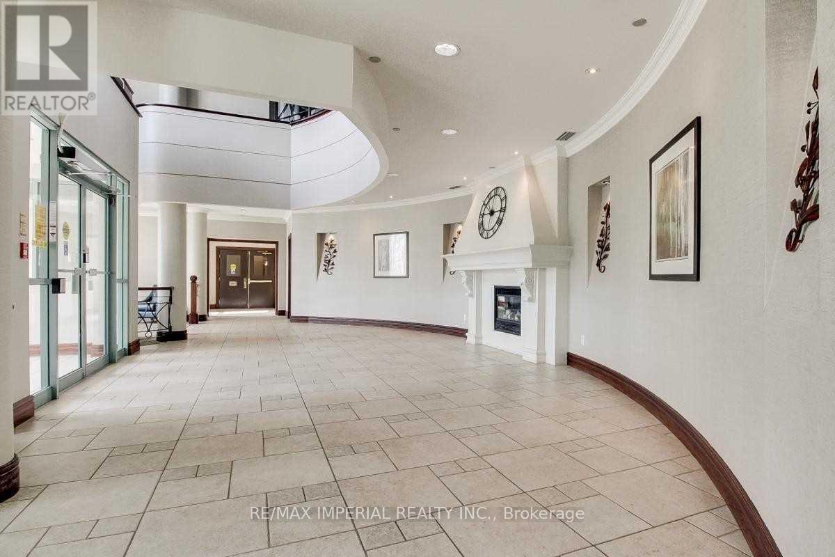 903 - 2585 Erin Centre Boulevard, Mississauga, Ontario  L6M 6Z9 - Photo 6 - W12808504