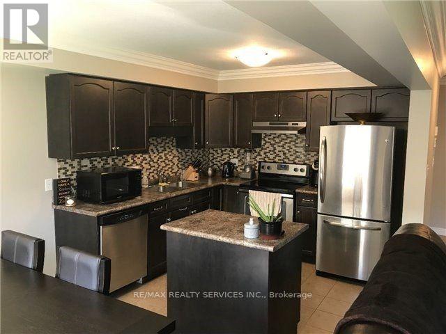 198 Winterberry Boulevard, Thorold, Ontario  L2V 0C2 - Photo 6 - X12808482