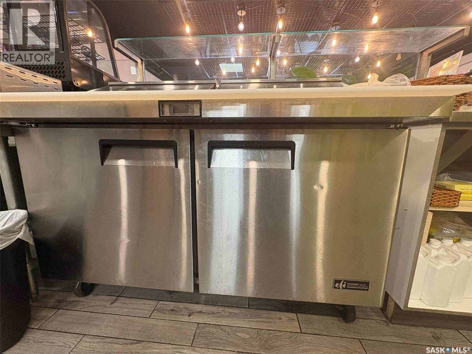 4306 Dewdney Avenue, Regina, Saskatchewan  S4T 4M8 - Photo 8 - SK027289