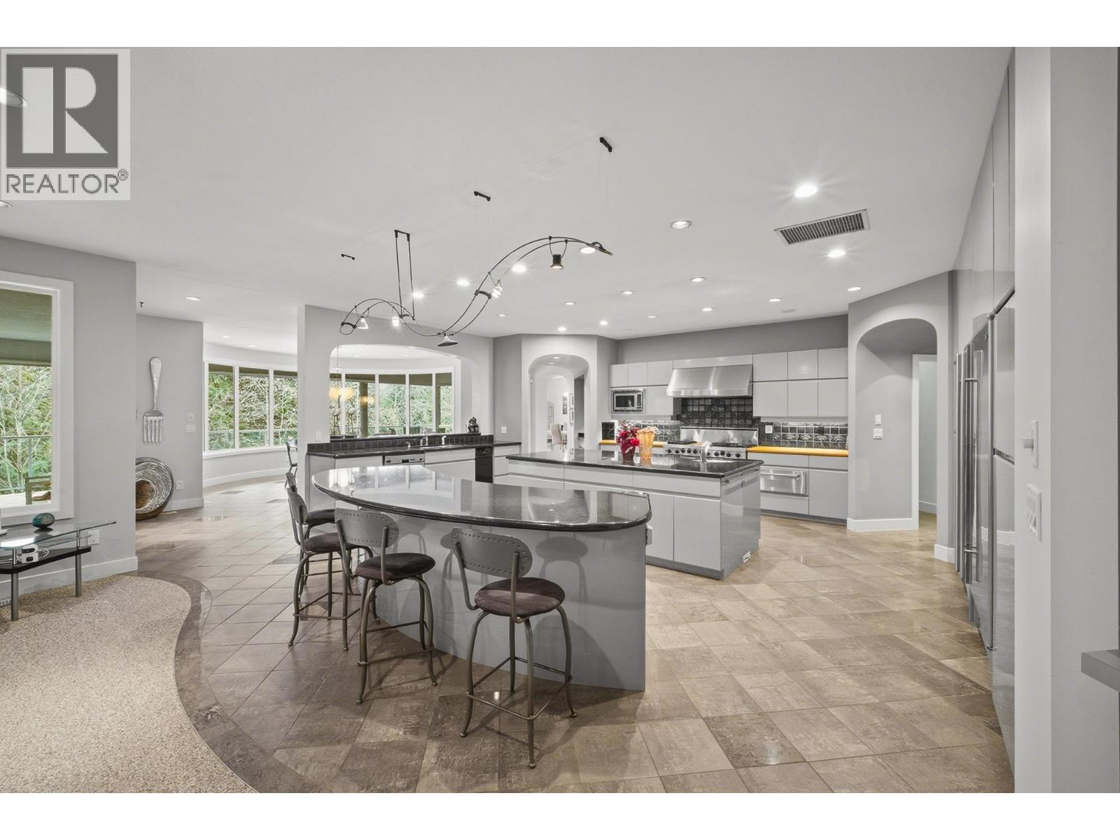 1075 THOMSON ROAD, Anmore, British Columbia