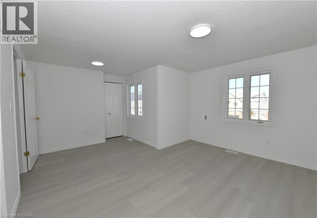 53 Foxglove Crescent, Kitchener, Ontario  N2E 3Y7 - Photo 7 - 40804053