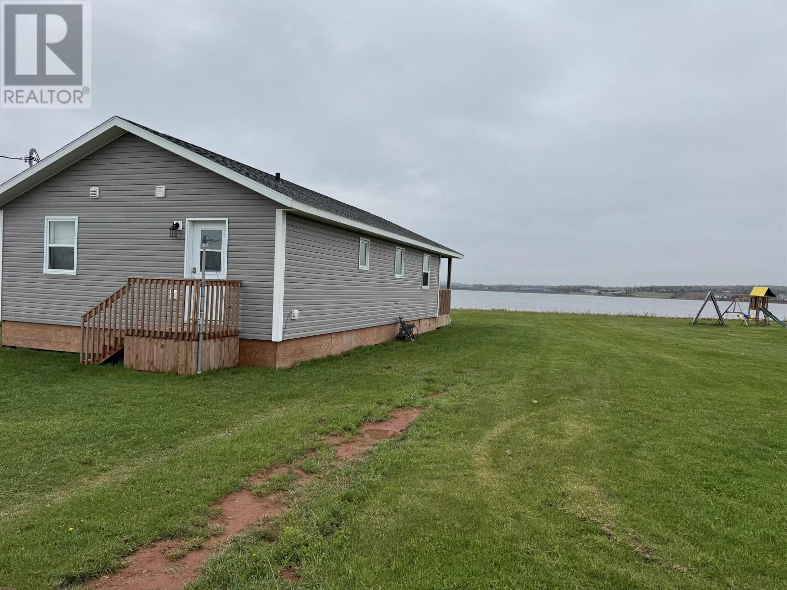448 Hebrides Lane, New London, Prince Edward Island  C0B 1M0 - Photo 11 - 202603185