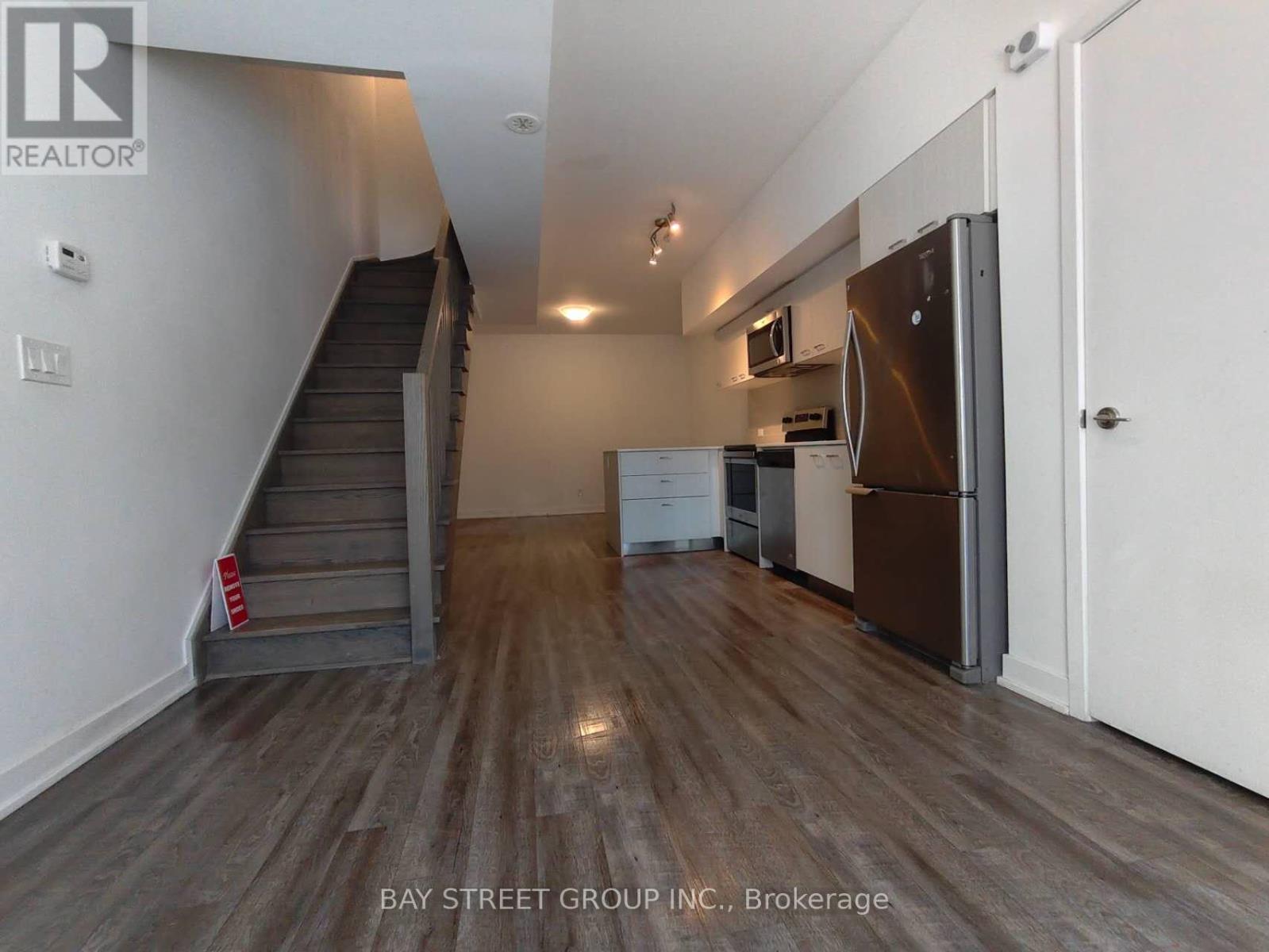 119 - 10 Echo Point, Toronto, Ontario  M1W 0A7 - Photo 3 - E12758106