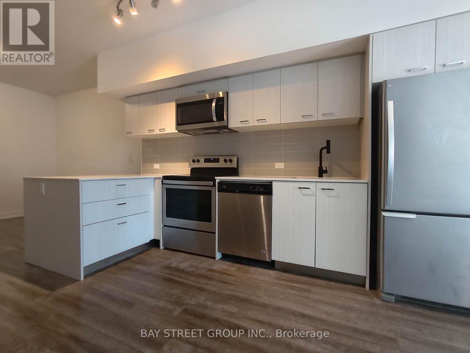 119 - 10 Echo Point, Toronto, Ontario  M1W 0A7 - Photo 4 - E12758106