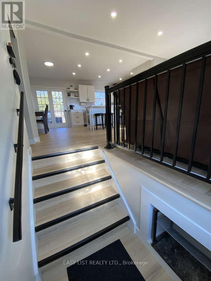 1188 Portland Street, London East, Ontario  N5V 2L3 - Photo 2 - X12588584