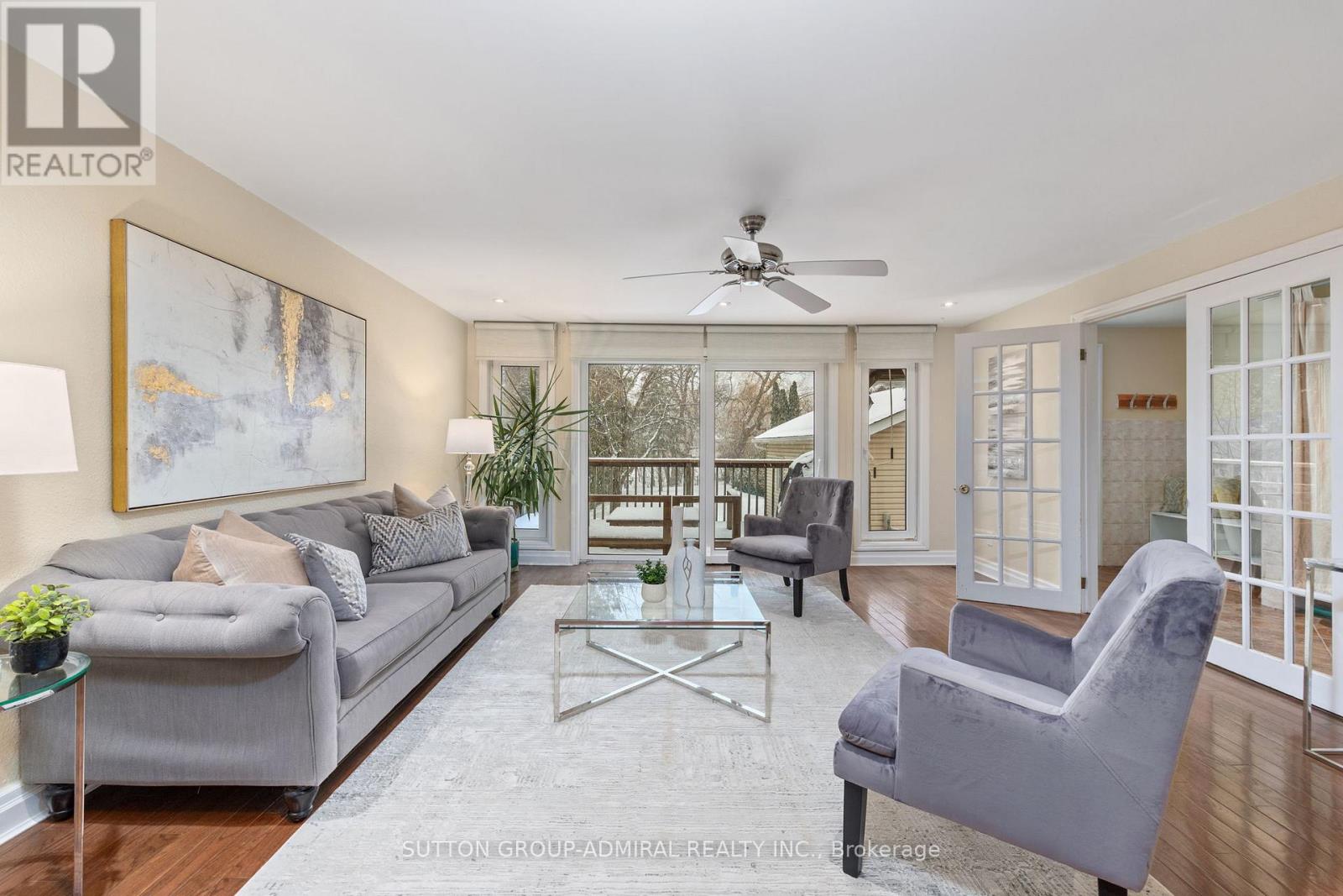 110 Wood Lane, Richmond Hill, Ontario  L4C 4W1 - Photo 4 - N12801198