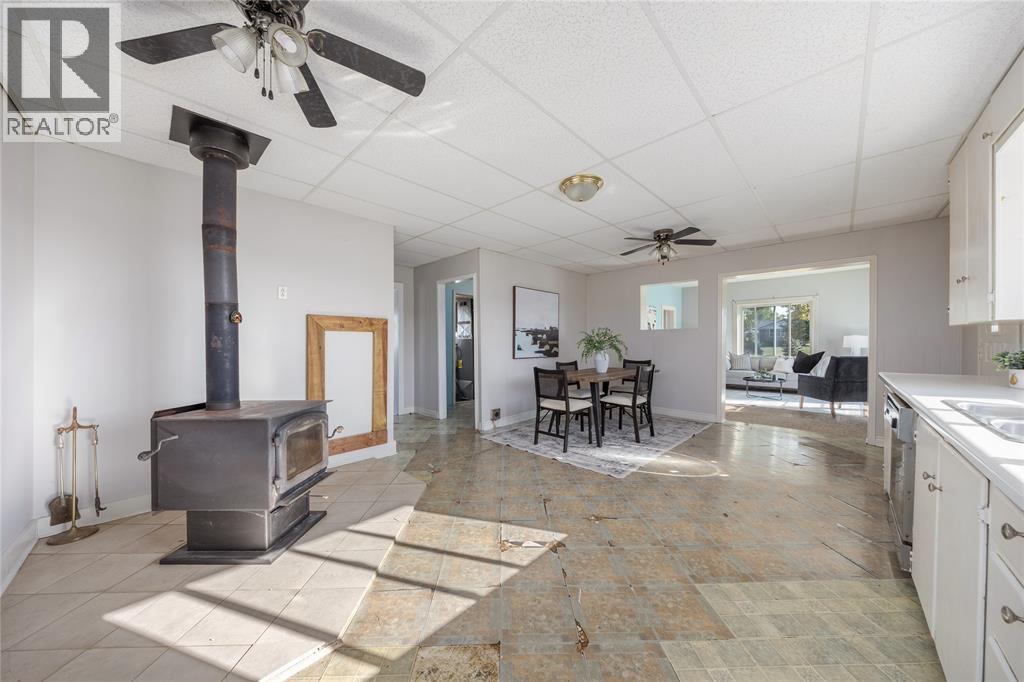 1224 Brigden Road, Sombra, Ontario  N0P 2H0 - Photo 9 - 26003679