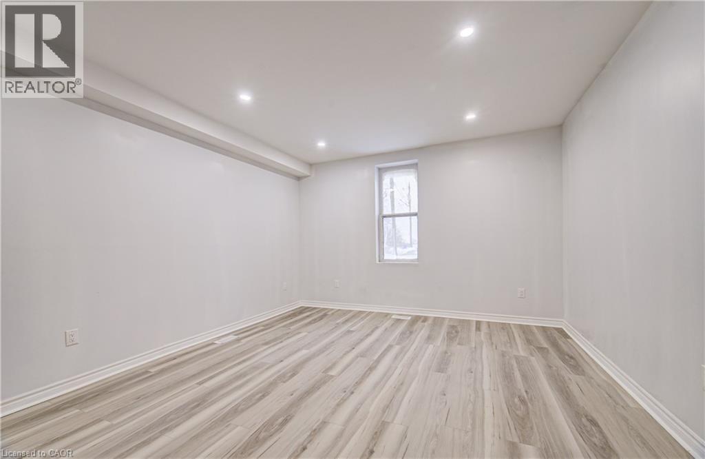 115 Courtney Street, Cambridge, Ontario  N3C 1S2 - Photo 7 - 40803735