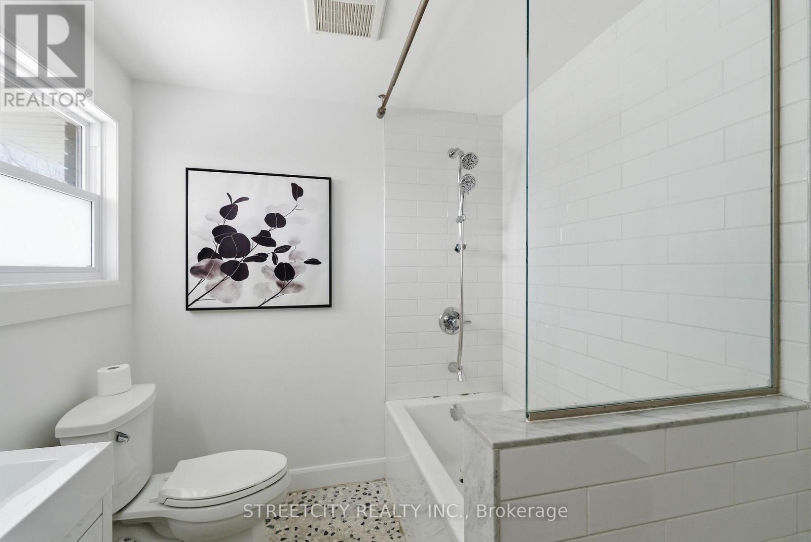 64 Downing Crescent, London South, Ontario  N6C 3C8 - Photo 22 - X12805054