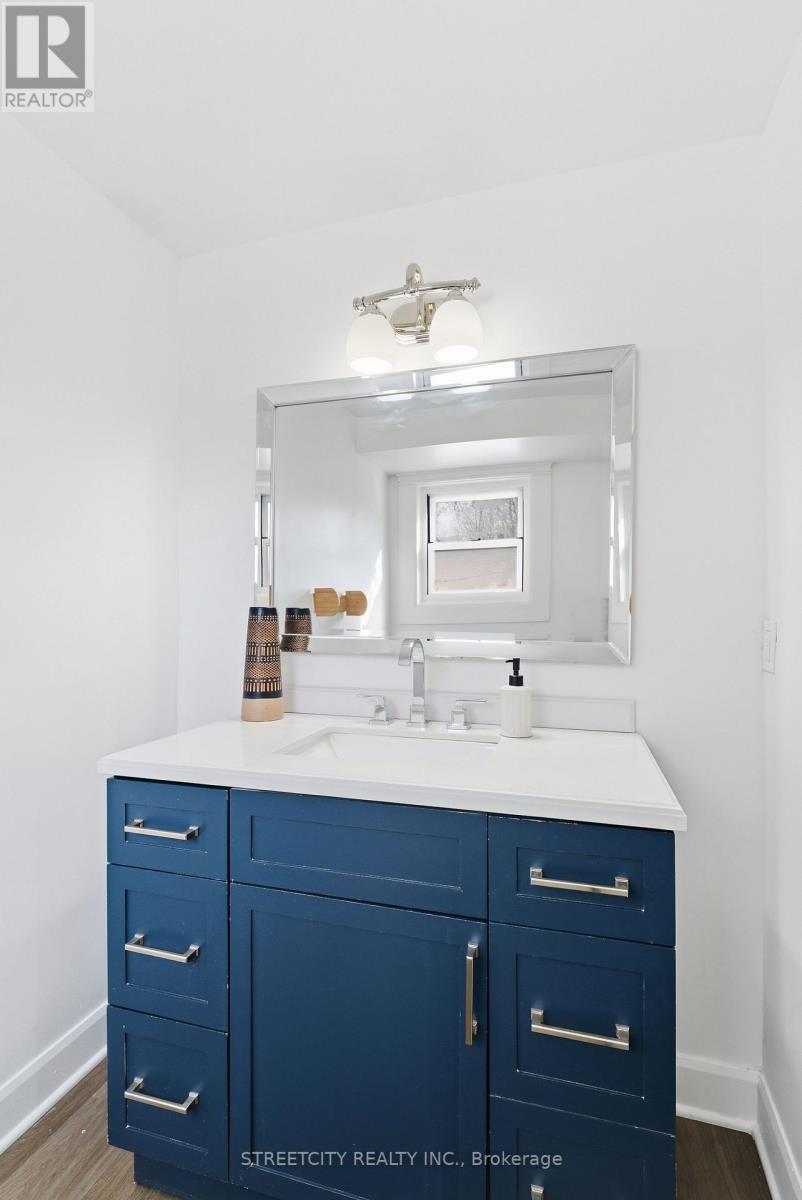 64 Downing Crescent, London South, Ontario  N6C 3C8 - Photo 37 - X12805054