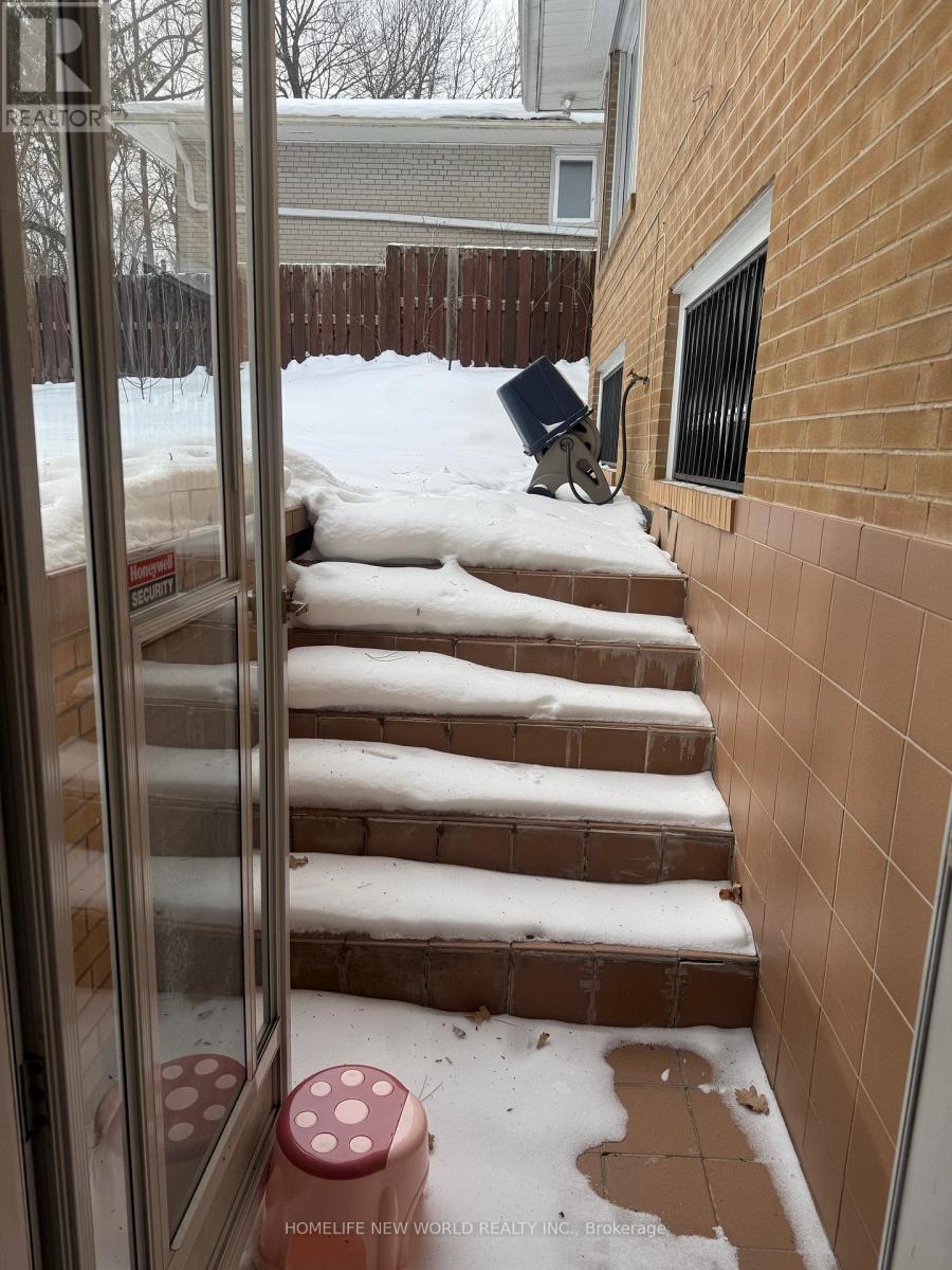 Basement - 59 Forest Grove Drive, Toronto, Ontario  M2K 1Z4 - Photo 4 - C12808530