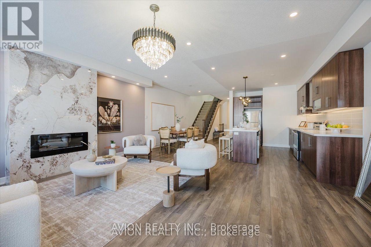 96 Donald Fleming Way N, Whitby, Ontario L1R 0N8 - Photo 2 - E12808520