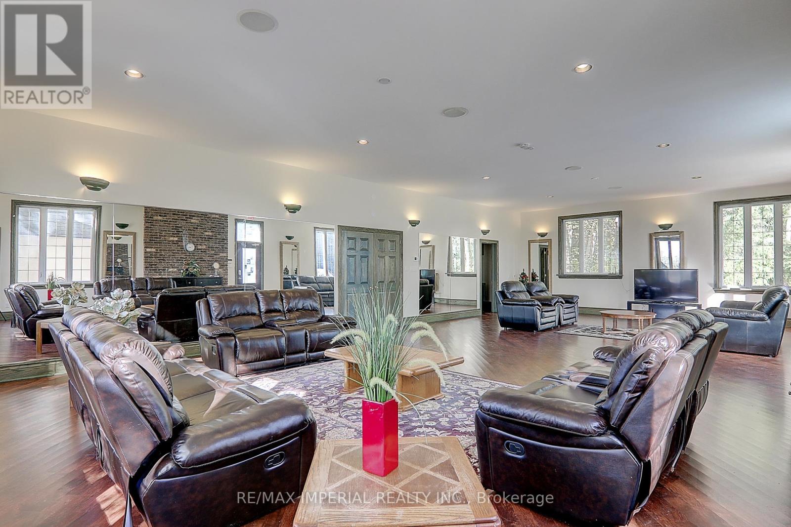 13231 Kennedy Road, Whitchurch-Stouffville, Ontario L4X 7X5 - Photo 15 - N12808550