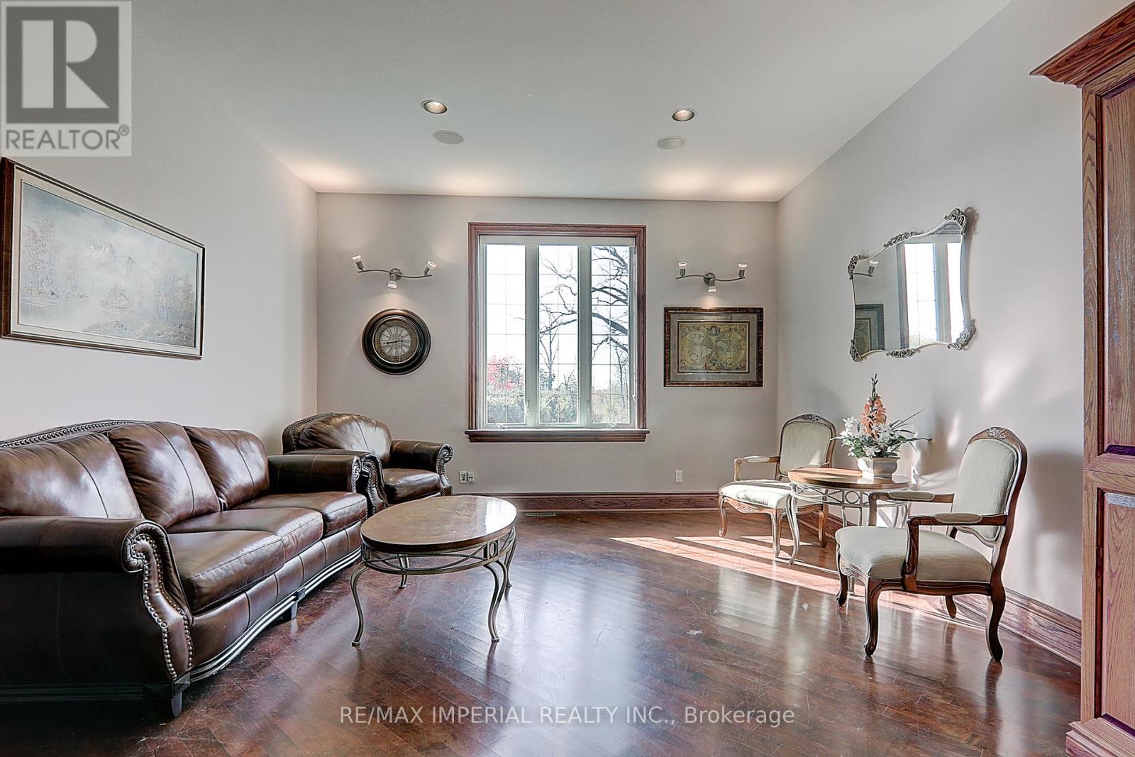 13231 Kennedy Road, Whitchurch-Stouffville, Ontario L4X 7X5 - Photo 25 - N12808550