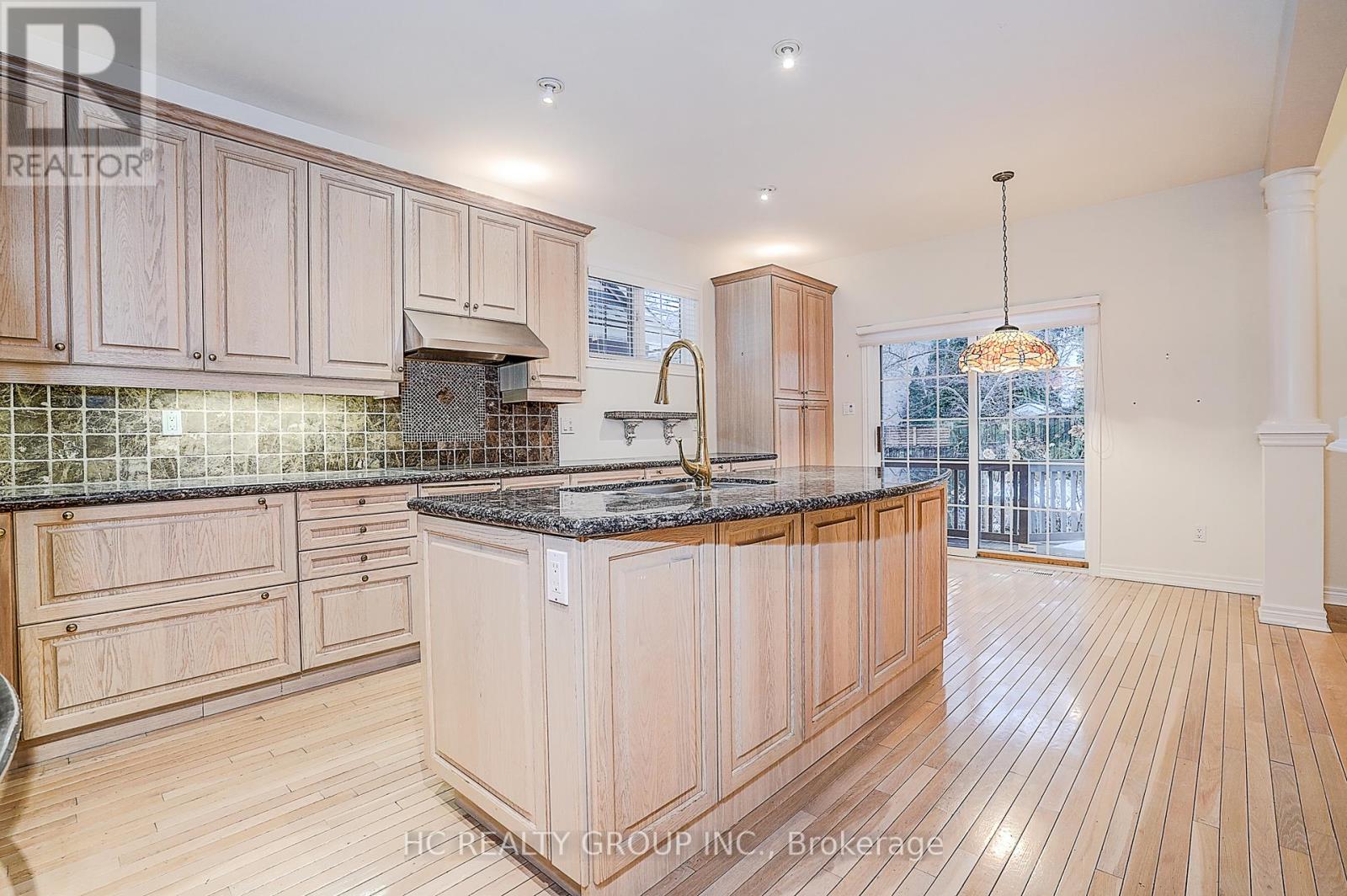 8 - 2175 Stavebank Road, Mississauga, Ontario  L5C 1T3 - Photo 14 - W12808514