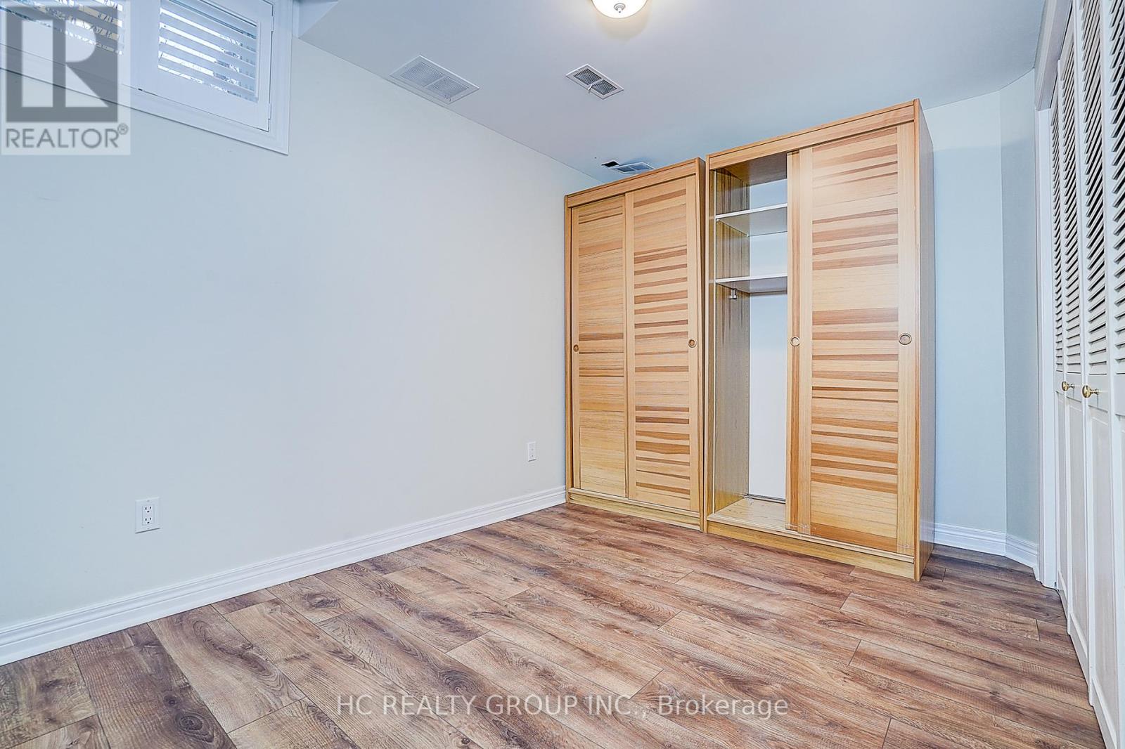 8 - 2175 Stavebank Road, Mississauga, Ontario  L5C 1T3 - Photo 35 - W12808514