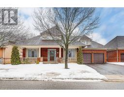 8 - 2175 STAVEBANK ROAD, Mississauga, Ontario