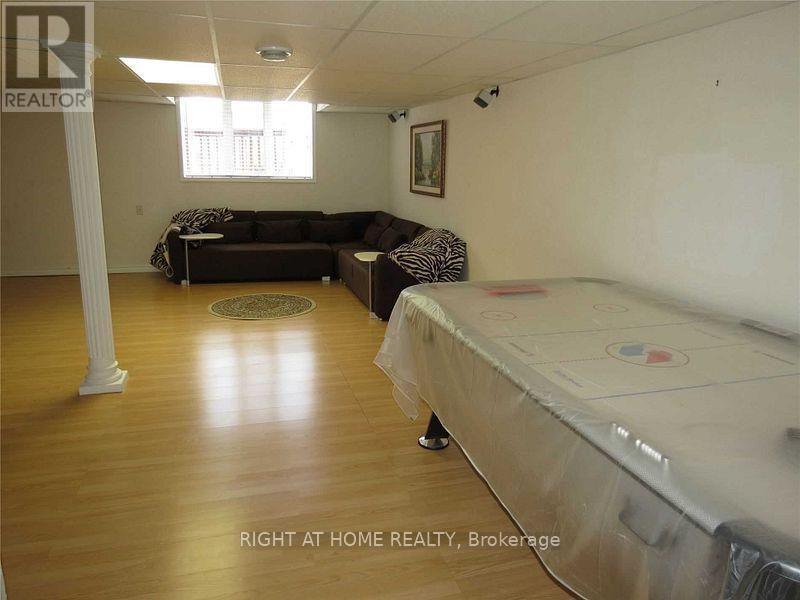 3472 Angel Pass Drive, Mississauga, Ontario  L5M 7N4 - Photo 17 - W12808536