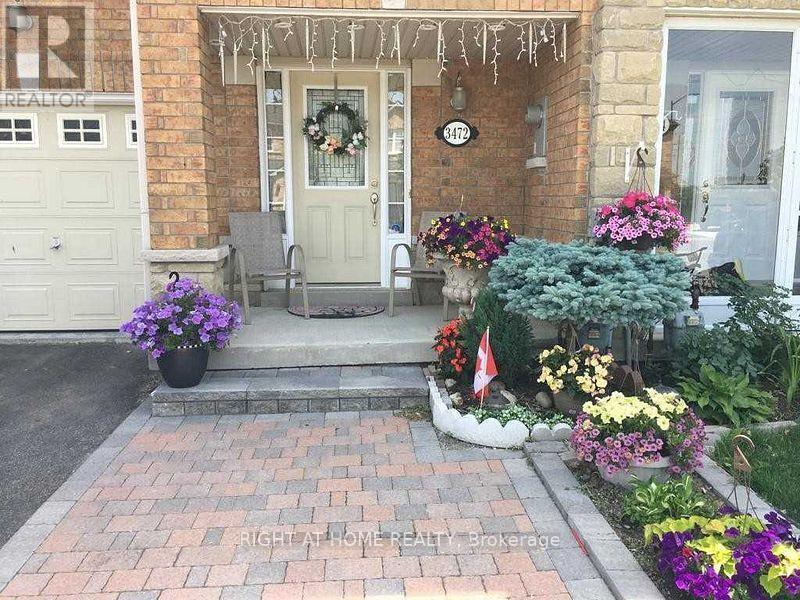 3472 Angel Pass Drive, Mississauga, Ontario  L5M 7N4 - Photo 2 - W12808536