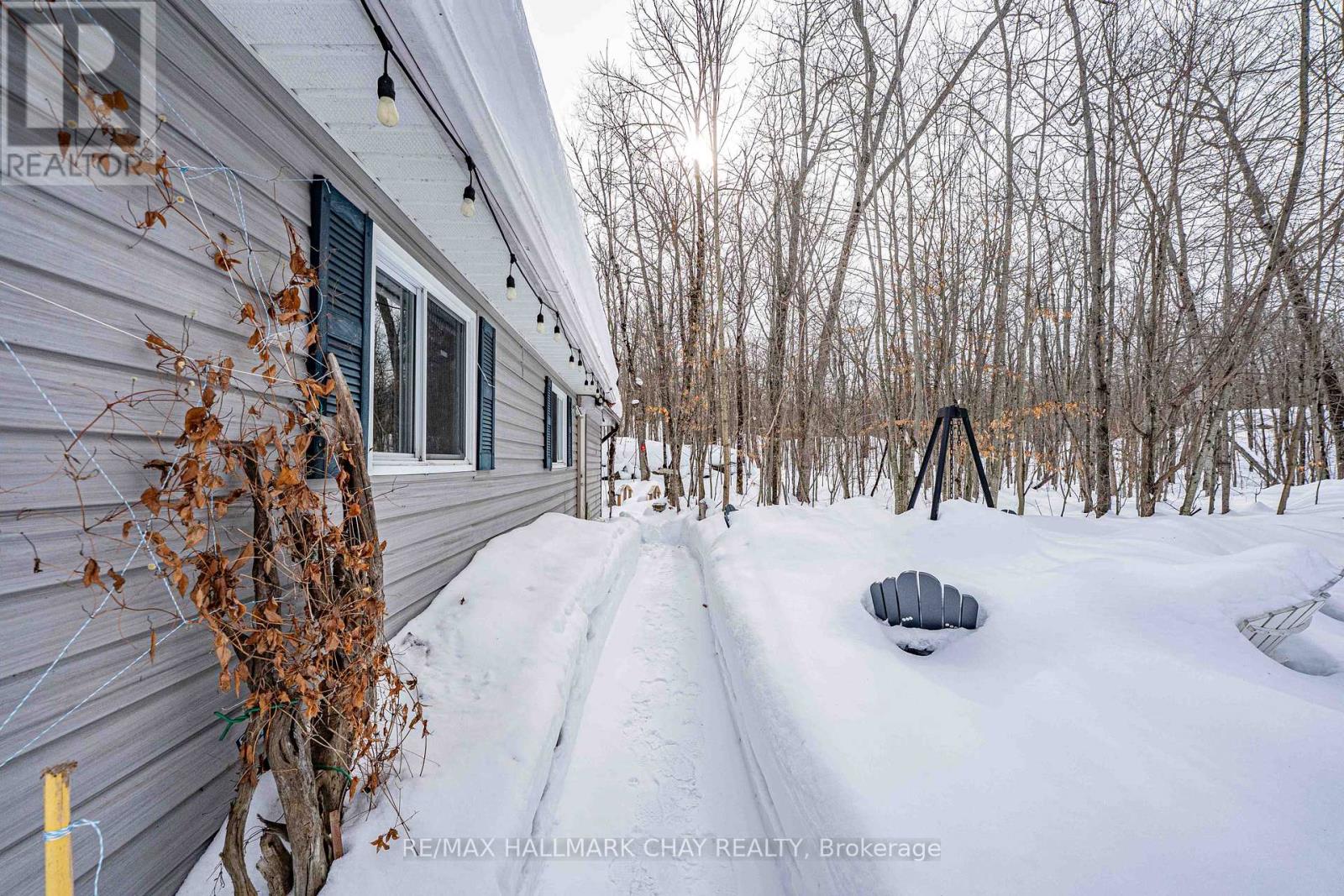 137 Pickerel Point Road, Georgian Bay, Ontario  L0K 1S0 - Photo 39 - X12808518