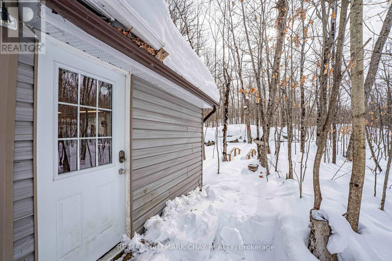 137 Pickerel Point Road, Georgian Bay, Ontario  L0K 1S0 - Photo 41 - X12808518