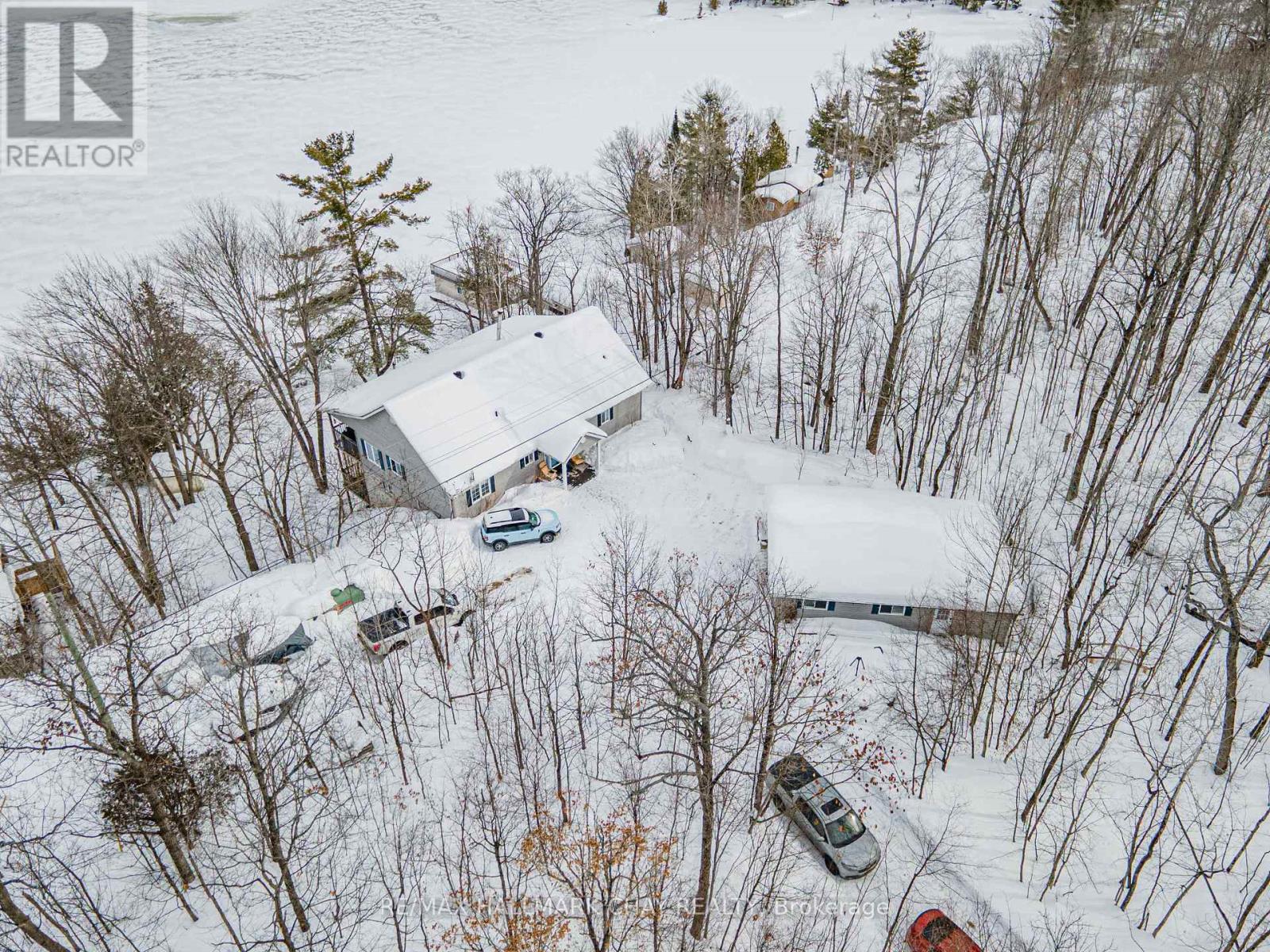 137 Pickerel Point Road, Georgian Bay, Ontario  L0K 1S0 - Photo 7 - X12808518