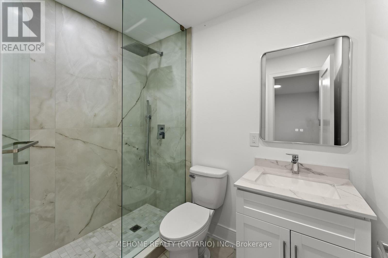 Lower - 46 William Street, Toronto, Ontario  M9N 2G7 - Photo 8 - W12790464