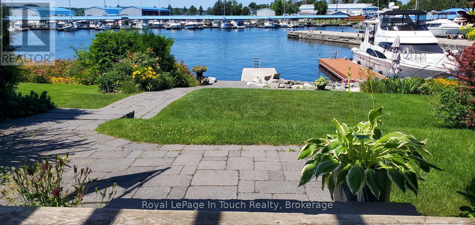 102 Wycliffe Cove, Tay, Ontario  L0K 2A0 - Photo 2 - S12808570