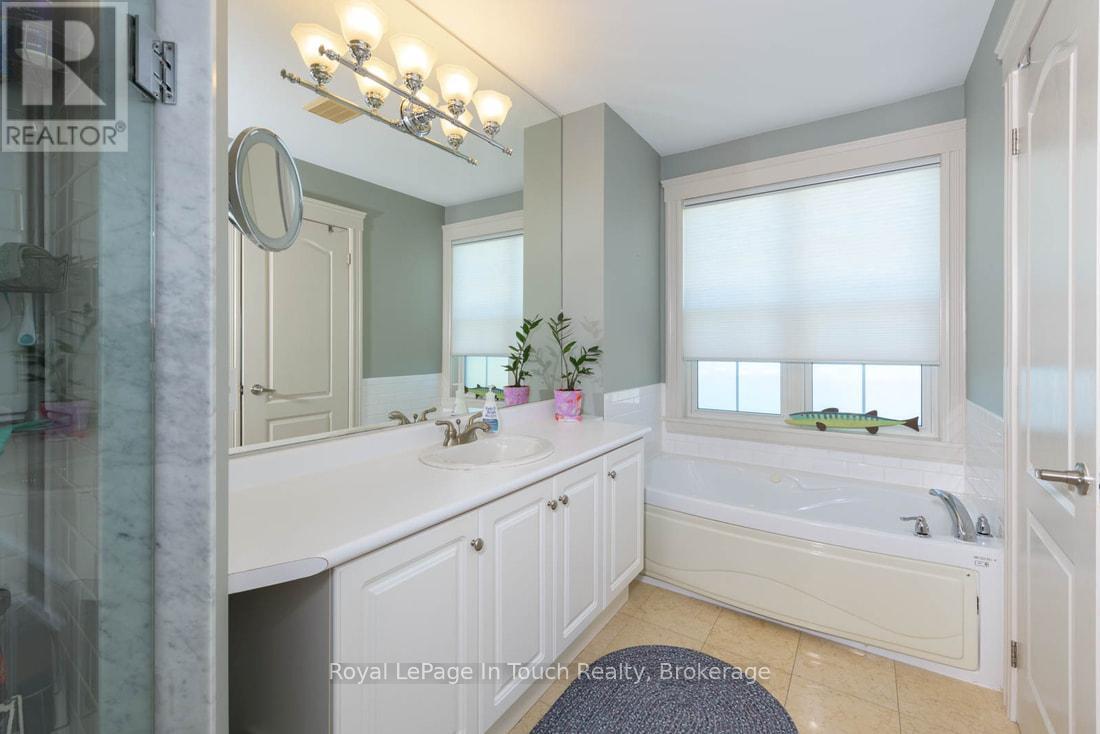 102 Wycliffe Cove, Tay, Ontario  L0K 2A0 - Photo 23 - S12808570