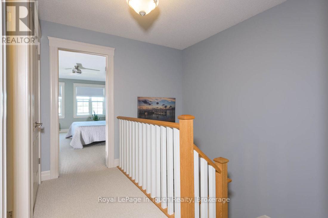 102 Wycliffe Cove, Tay, Ontario  L0K 2A0 - Photo 31 - S12808570