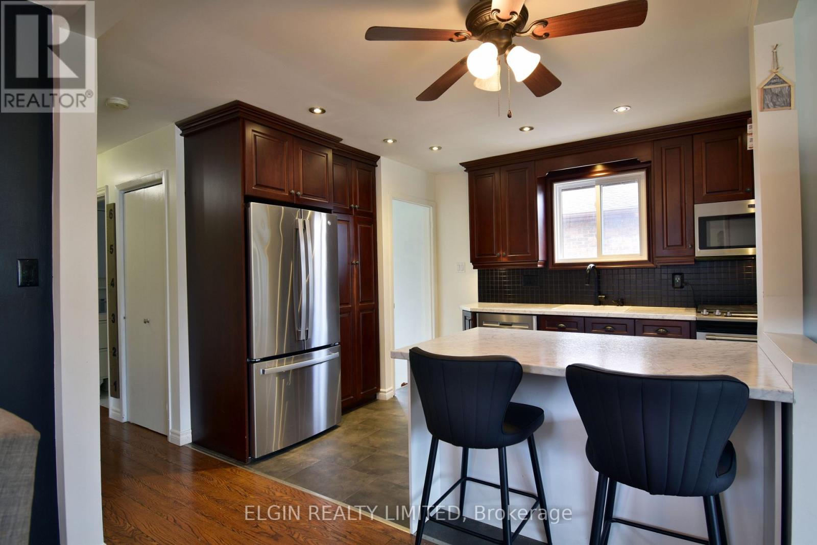 24 Dyer Street, St. Thomas, Ontario  N5R 5K3 - Photo 10 - X12808578