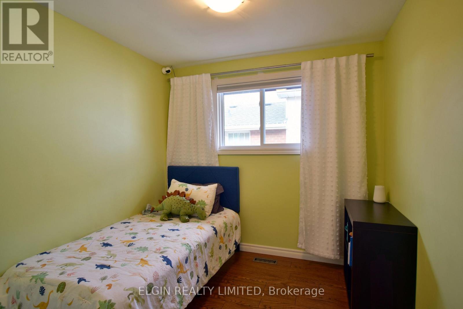 24 Dyer Street, St. Thomas, Ontario  N5R 5K3 - Photo 18 - X12808578