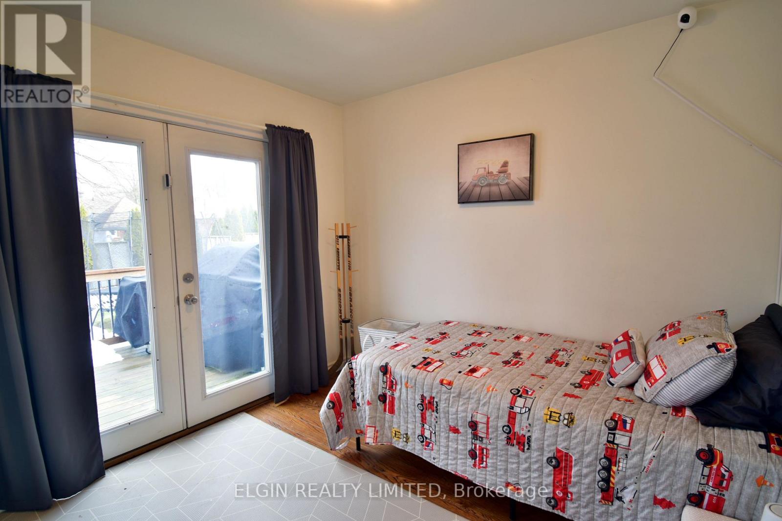 24 Dyer Street, St. Thomas, Ontario  N5R 5K3 - Photo 21 - X12808578