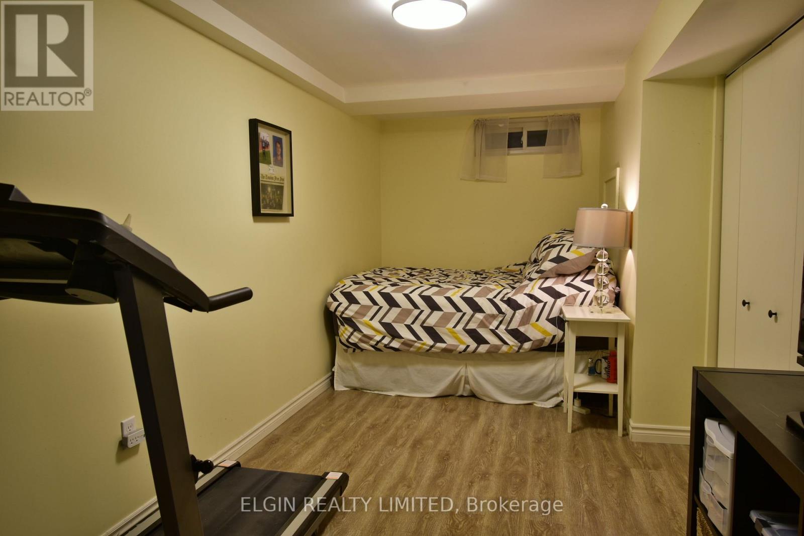 24 Dyer Street, St. Thomas, Ontario  N5R 5K3 - Photo 23 - X12808578