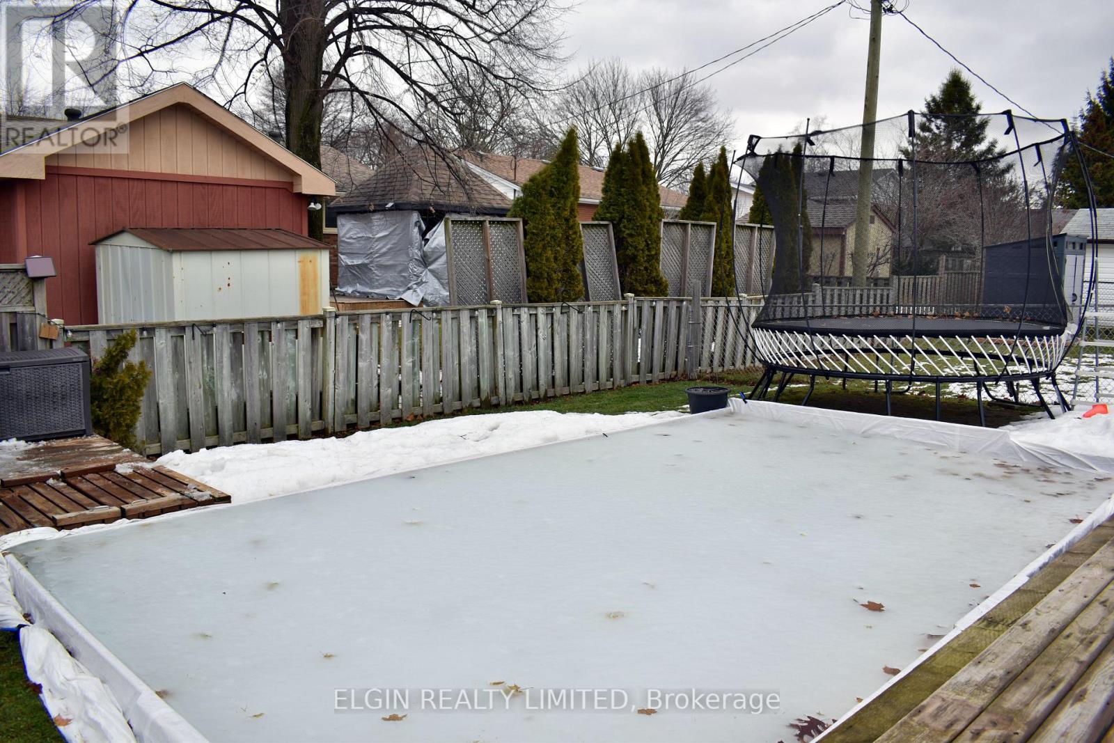 24 Dyer Street, St. Thomas, Ontario  N5R 5K3 - Photo 37 - X12808578