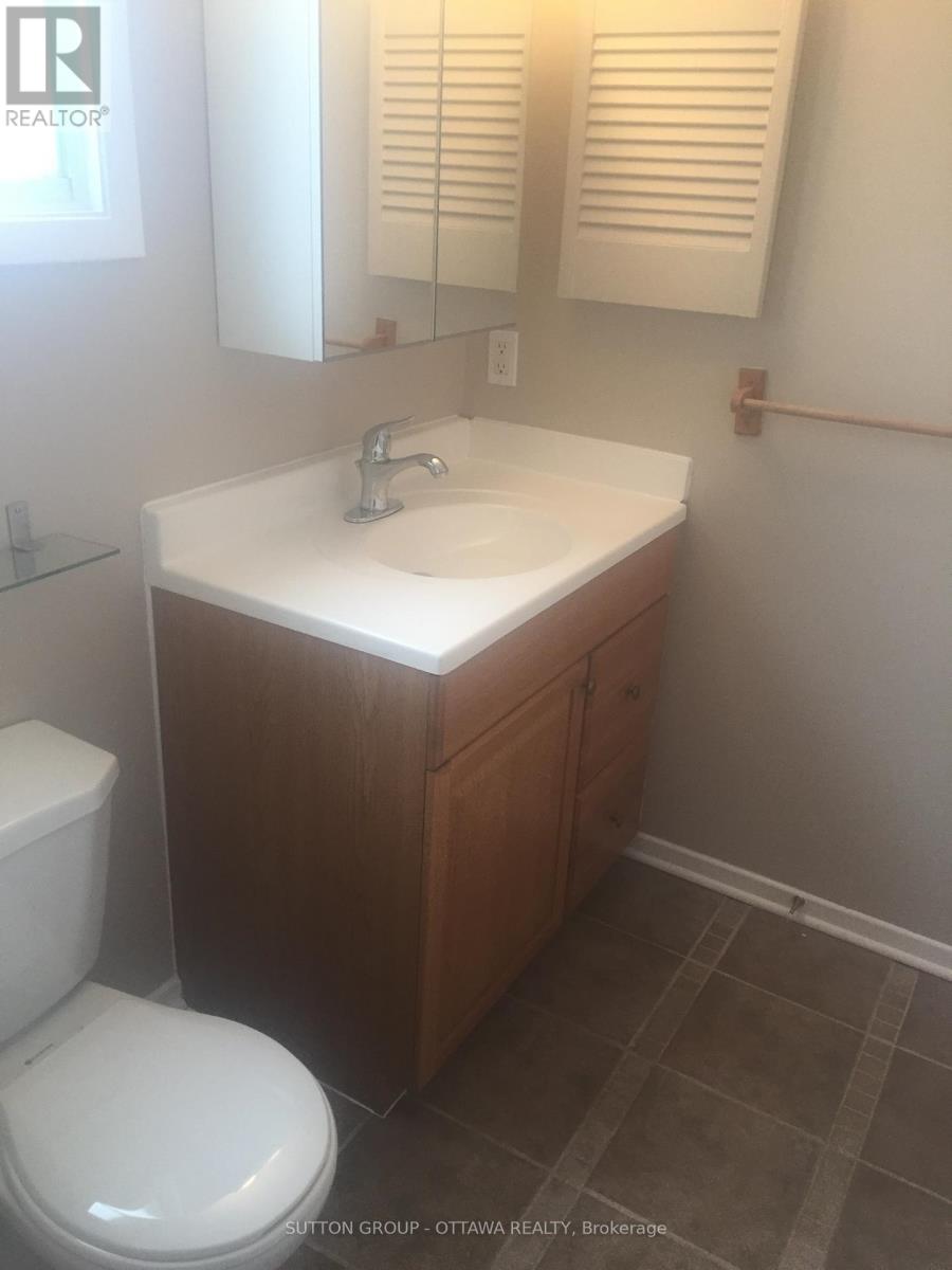 1713 Stoneboat Crescent, Ottawa, Ontario  K1C 1W7 - Photo 13 - X12808160