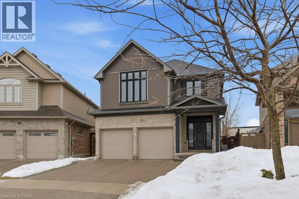 944 Pioneer Grove Court, Kitchener, Ontario  N2P 0B2 - Photo 3 - 40805074