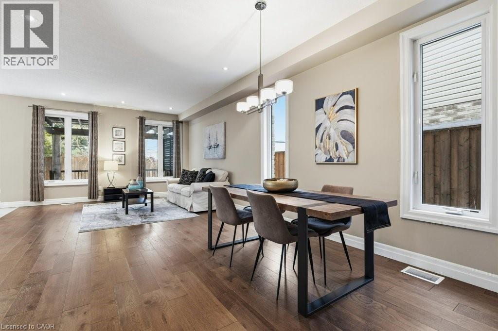 944 Pioneer Grove Court, Kitchener, Ontario  N2P 0B2 - Photo 5 - 40805074