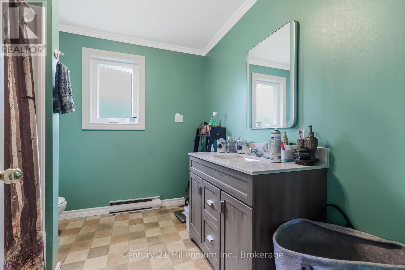 130 Main Street, Northern Bruce Peninsula, Ontario  N0H 1W0 - Photo 13 - X12570386